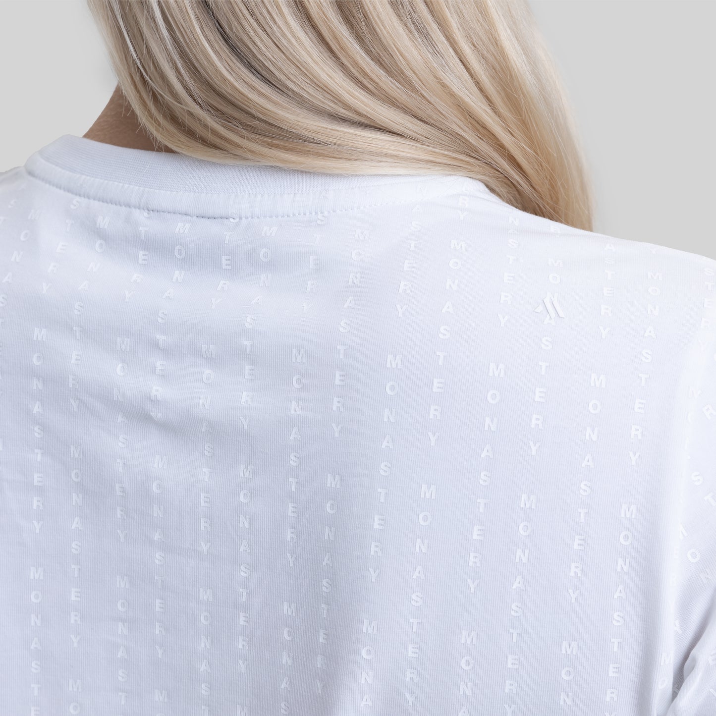 CHROMA T-SHIRT WHITE W