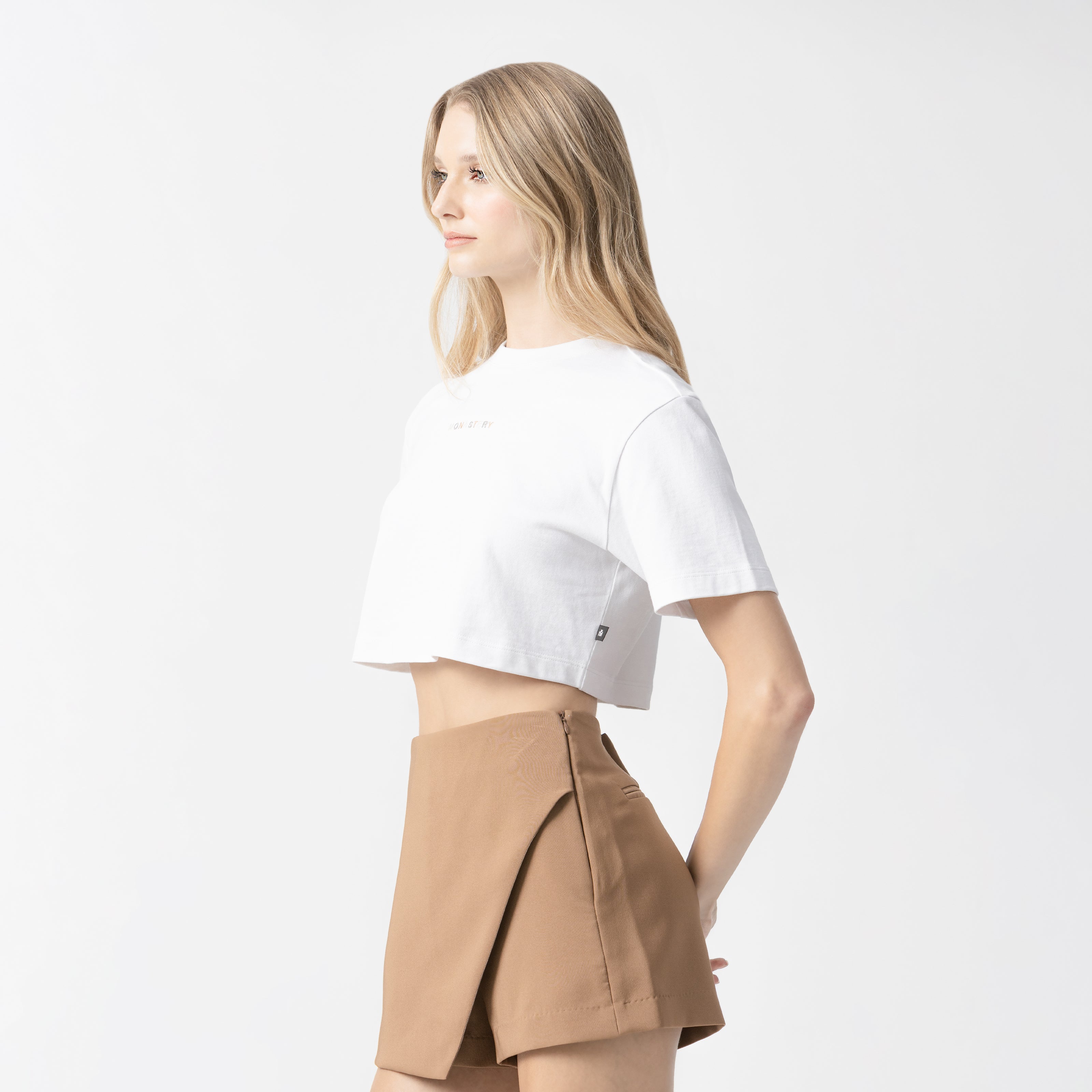 MED CROP TOP BLACK W