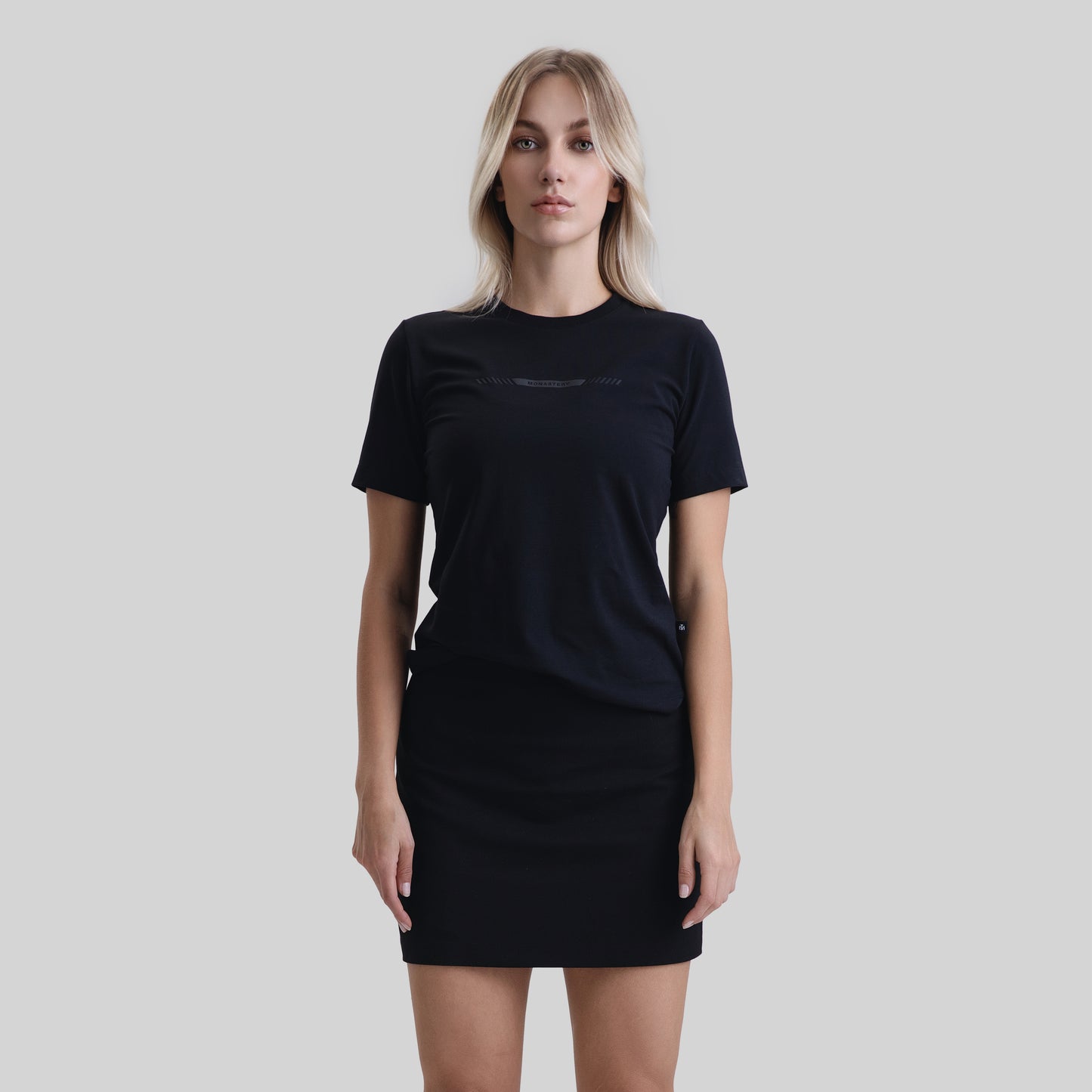 TAURI T-SHIRT BLACK  W
